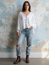 Load image into Gallery viewer, Armani - EMBOSSED PEARL
