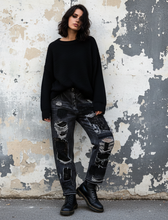 Load image into Gallery viewer, Faded black patch jeans

