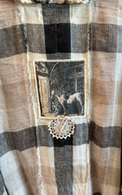 Load image into Gallery viewer, Armani - BLUSH CHECK
