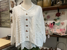 Load image into Gallery viewer, Boyfriend Shirt Cropped - WHITE
