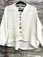 Load image into Gallery viewer, Armani Cropped - CREAM
