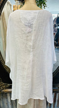 Load image into Gallery viewer, Eva Top - WHITE
