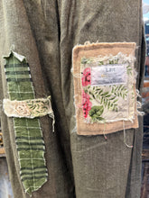 Load image into Gallery viewer, Patch Pants - WOOL KHAKI
