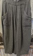 Load image into Gallery viewer, Bell Pant - KHAKI CHECK
