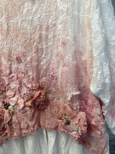Load image into Gallery viewer, Ragdoll Vintage Lace Top - OMBRE PINK
