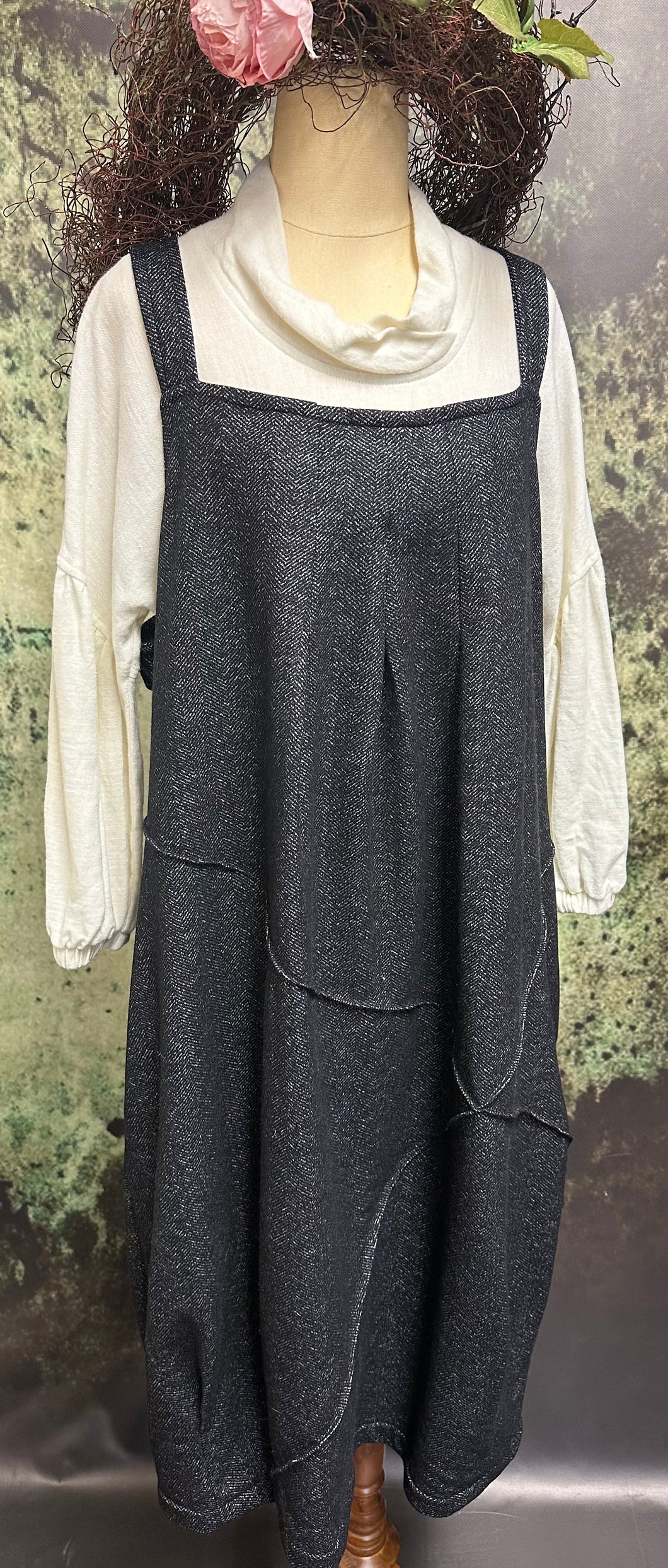 Pinafore: Wool: CHARCOAL