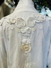 Load image into Gallery viewer, Coat - Linen: WHITE
