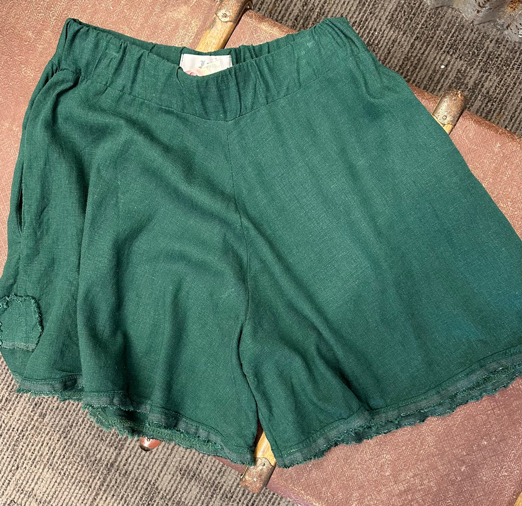 Rita Shorts - ALPINE GREEN