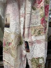 Load image into Gallery viewer, Linen Patch Pants - PINK
