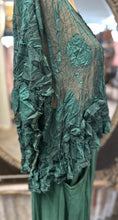 Load image into Gallery viewer, Roses Overtop - EMERALD
