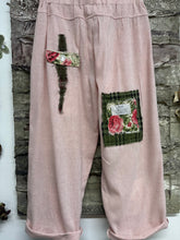 Load image into Gallery viewer, Patch Pants - PINK
