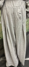Load image into Gallery viewer, Pocket Pants - CLOUD
