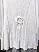 Load image into Gallery viewer, Charlee Top - LINEN WHITE
