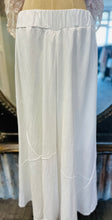 Load image into Gallery viewer, Palazzo Pants - WHITE 100% Linen
