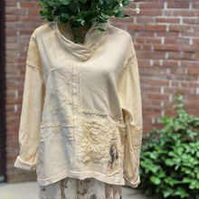 Load image into Gallery viewer, Hooded Sweat Shirt - CREAM

