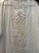 Load image into Gallery viewer, Overtop - LINEN WHITE
