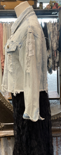 Load image into Gallery viewer, Denim jacket - WASH

