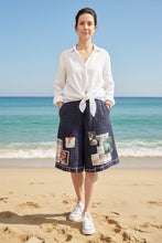 Load image into Gallery viewer, Shorts - NAVY CHECK
