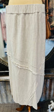 Load image into Gallery viewer, Fray Skirt - NATURAL
