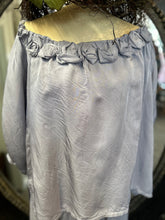 Load image into Gallery viewer, Roses Top - WISTERIA
