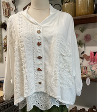 Load image into Gallery viewer, Boyfriend Shirt Cropped - WHITE
