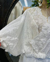 Load image into Gallery viewer, Crossover Top - WHITE
