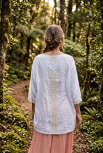 Load image into Gallery viewer, Linen &amp; Lace Vintage Top - CHALK
