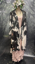 Load image into Gallery viewer, Dusky rose Taya coat
