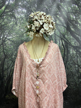 Load image into Gallery viewer, Cotton pink batwing overshirt
