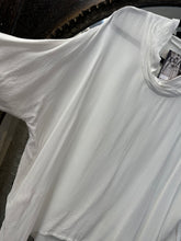 Load image into Gallery viewer, Viscose white top
