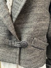 Load image into Gallery viewer, George crop wool jacket
