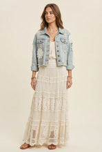 Load image into Gallery viewer, Cropped Denim Jacket - PALE WASH
