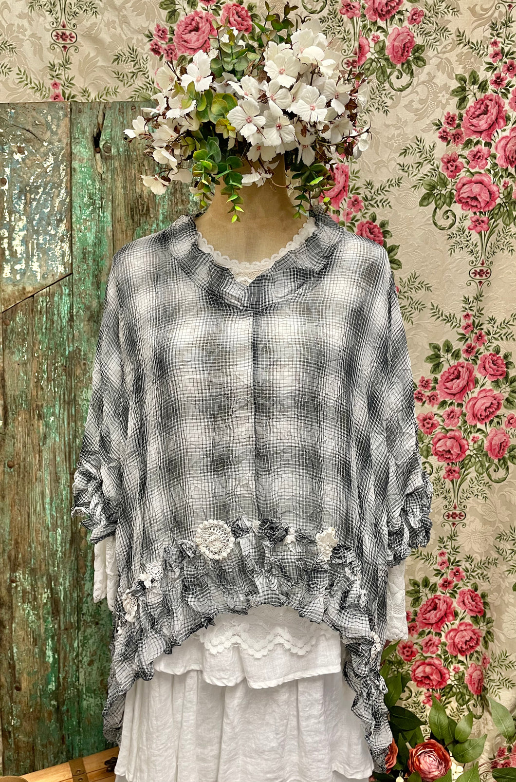 Charcoal check roses overtop