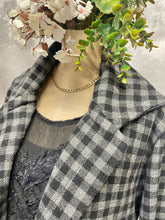 Load image into Gallery viewer, Black and grey Bramble coat
