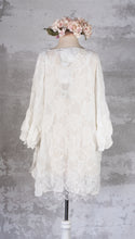 Load image into Gallery viewer, White crushed Elsbeth Chiffon Top
