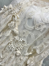 Load image into Gallery viewer, Cream lace roses overtop
