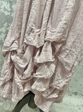 Load image into Gallery viewer, Ruffles slipdress in Lila linen
