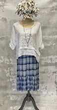 Load image into Gallery viewer, Navy and white check skirt

